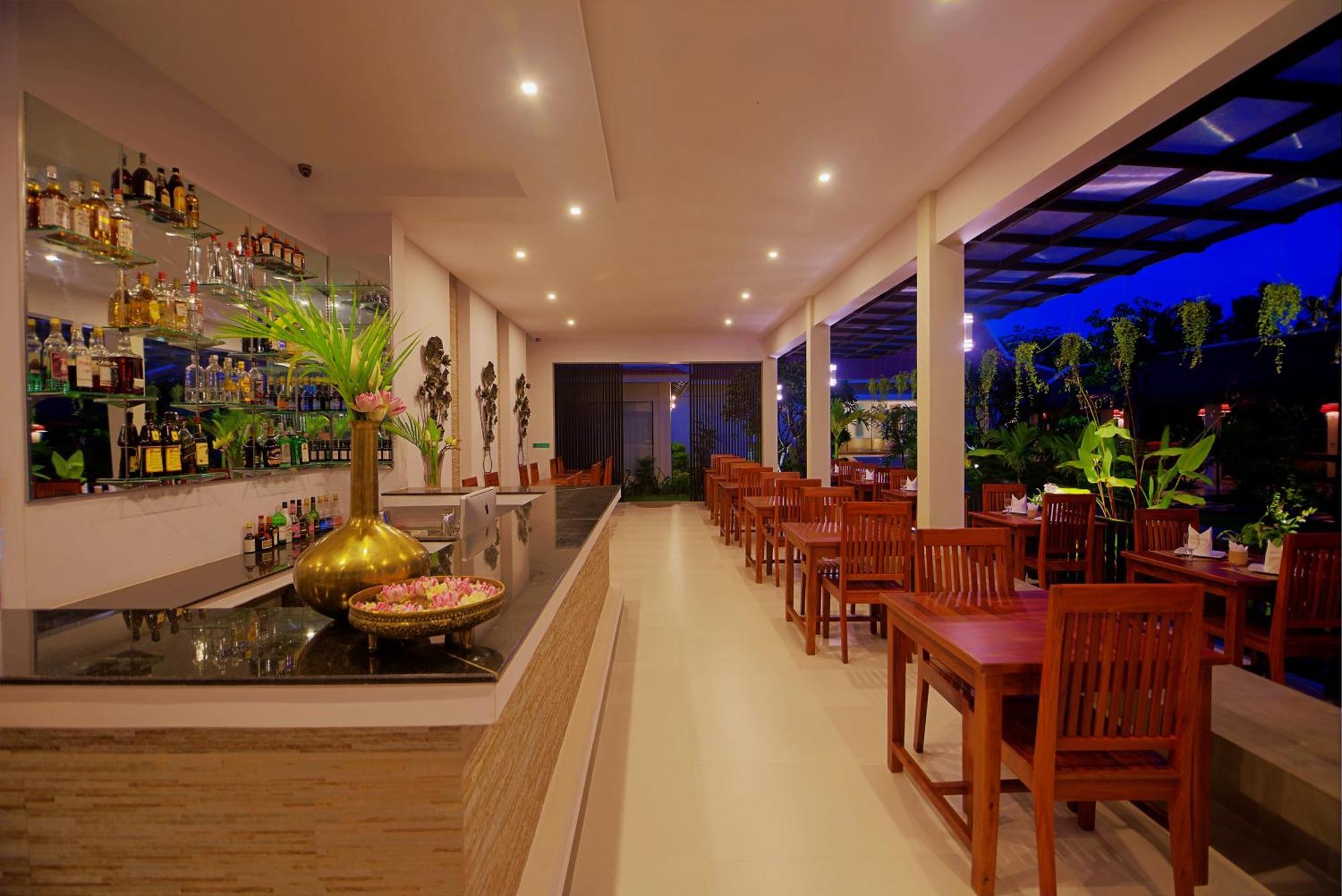 New Riverside Hotel Сием Реап Екстериор снимка